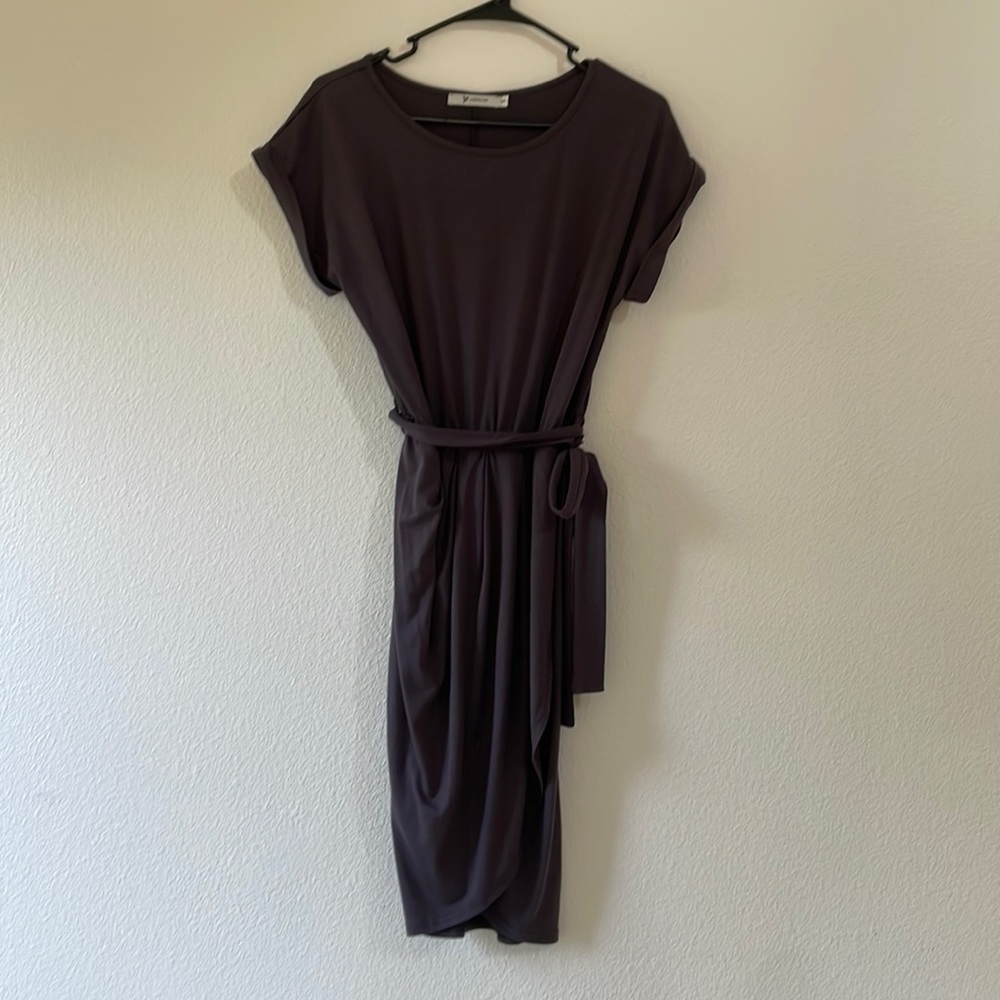 Yidarton Midi wrap dress size small